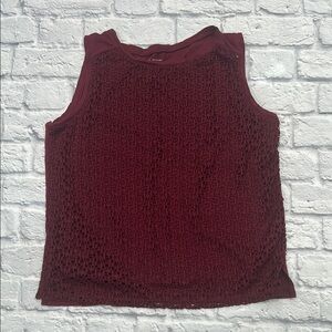 Women's Sleeveless Burgundy Top